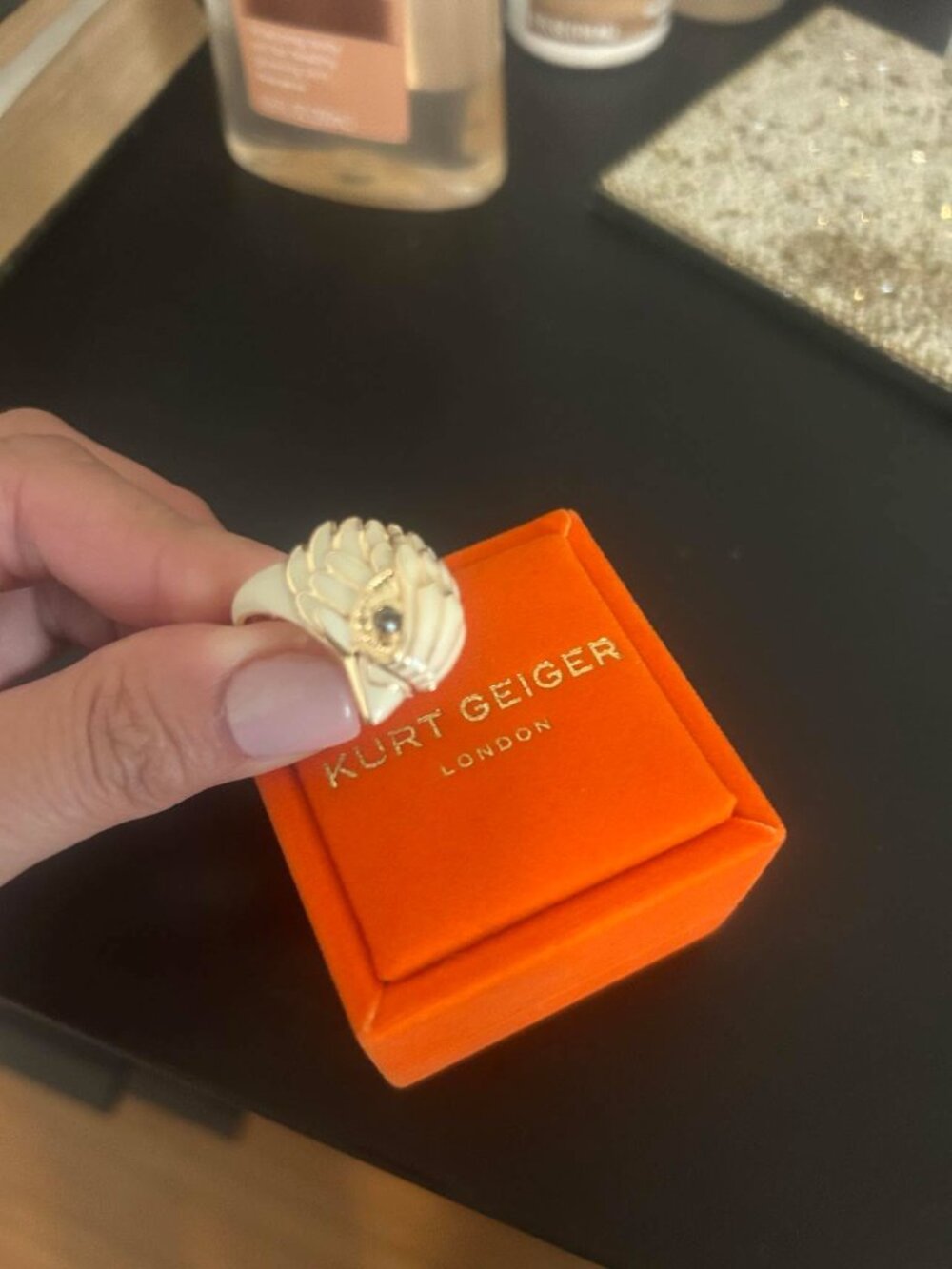 Kurt Geiger Authentic Ring - Picture 5 of 7